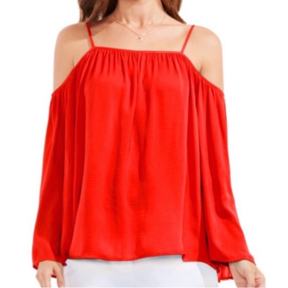 Vince Camuto Tops - Vince Camuto | 2 x HP 🎉 Women's rumple cold shoulder blouse